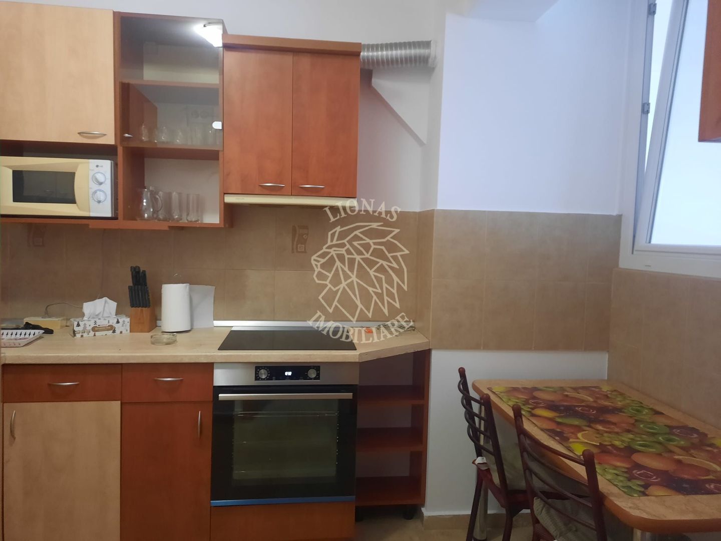 Apartament decomandat 2 camere-terasa 10 mp-etaj 1-Zona Centrala - Poză 4