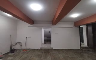 De vanzare -spatiu birouri 2 camere - Centru - Poză 11