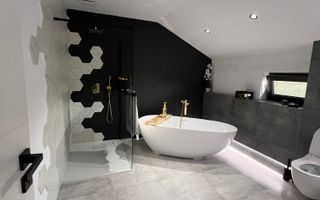 Casă modernă tip duplex, ideală pentru 2 familii – in loc. Strei - Poză 8