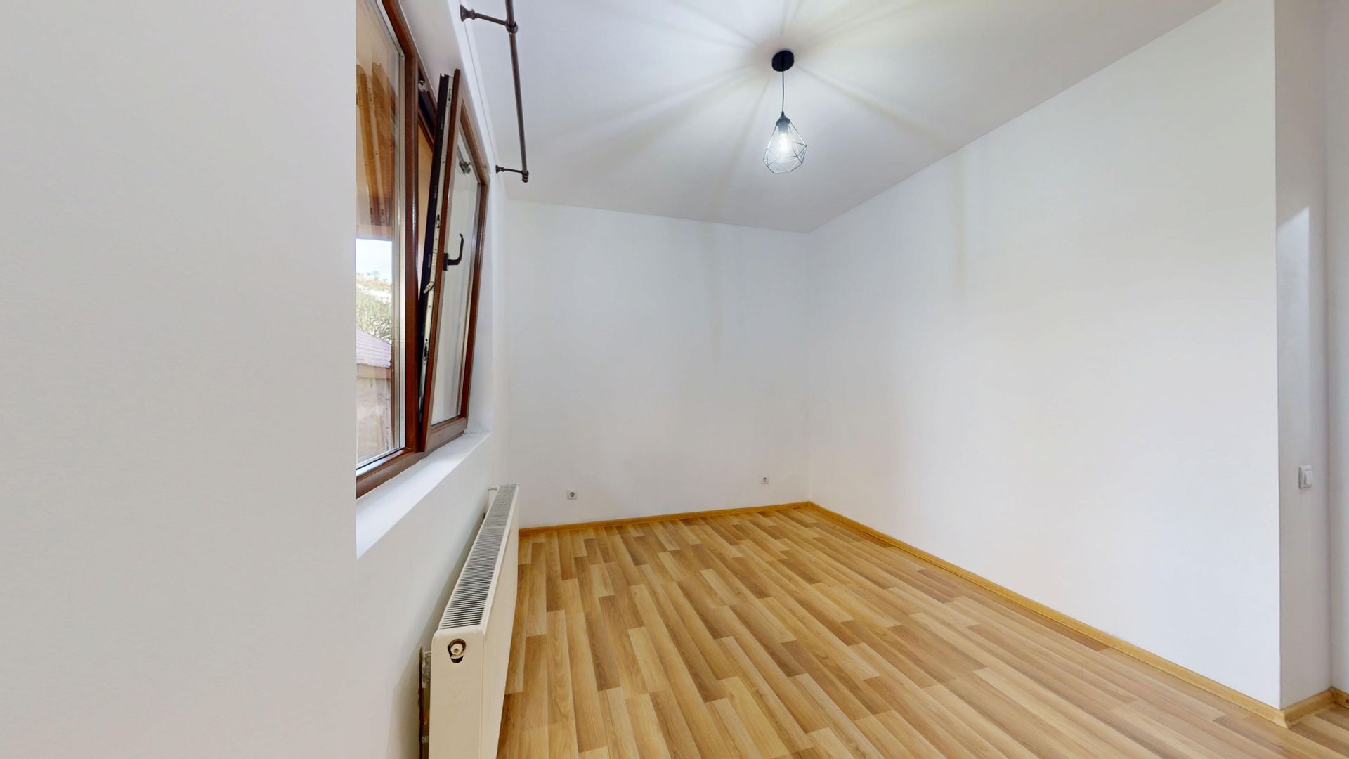 Apart. 2 cam. Parter cu Balcon + Parcare! Chiajna lângă Pădure ! - Poză 14