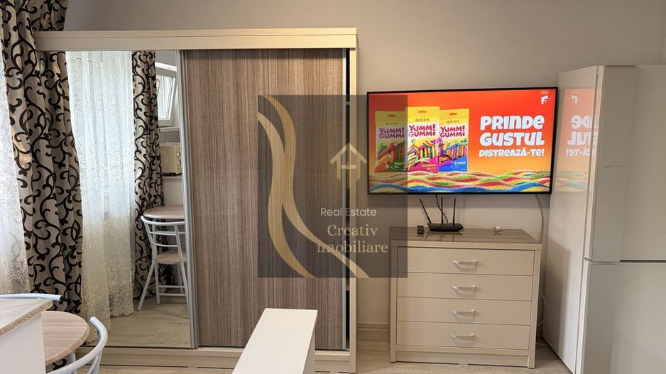 Garsoniera proaspat renovata in Titan-Costin Georgian - Poză 1