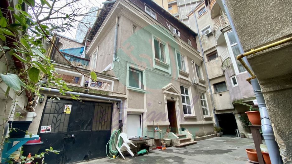 Spatiu special in vila interbelica, Armeneasca - Poză 8