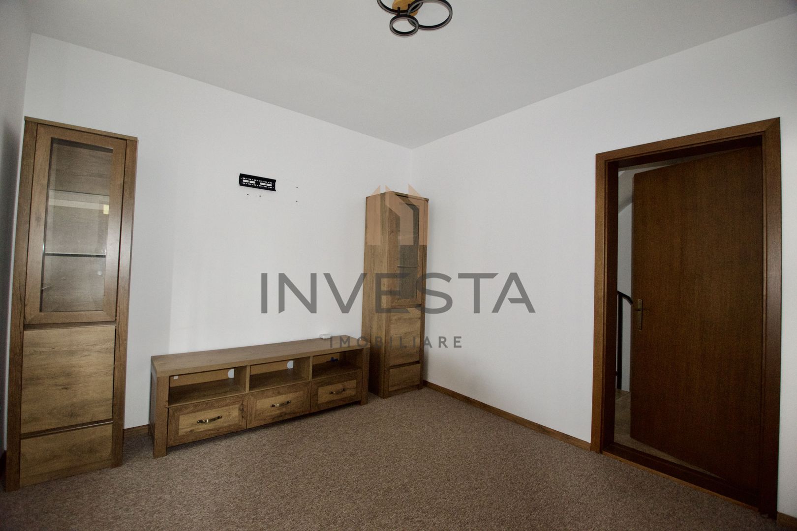 CASA DE INCHIRIAT BUNA ZIUA 280 MP UTILI | 600 MP CURTE - Poză 6