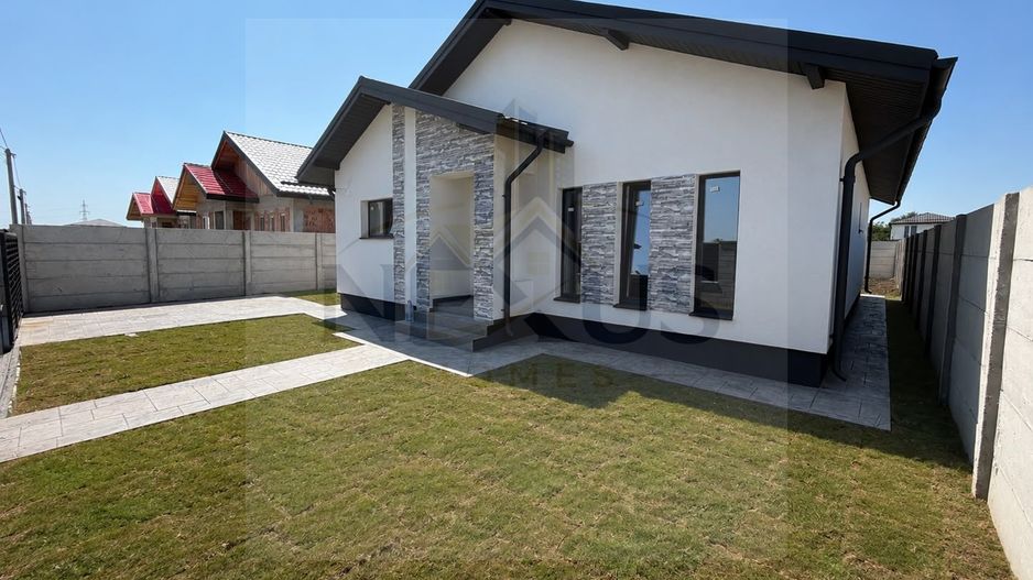 Comuna Berceni - Casa individuala | 4 camere - Teren 420 mp - Terasa - Poză 1