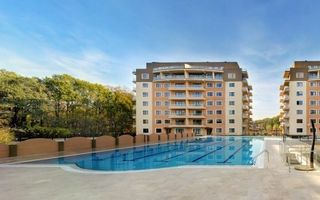 Chirie 3 Camere - Iancu Nicolae. Parcare Inclusă - Piscină Exterioară - Poză 18