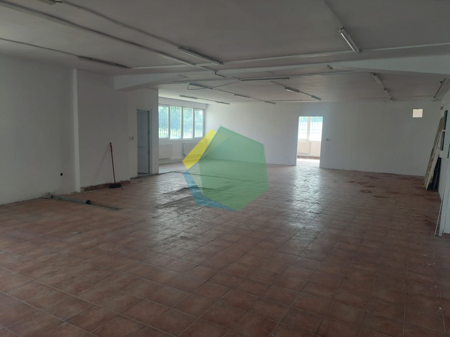 Spațiu comercial – 200 mp | Rampa auto | DN1 Otopeni - Poză 6