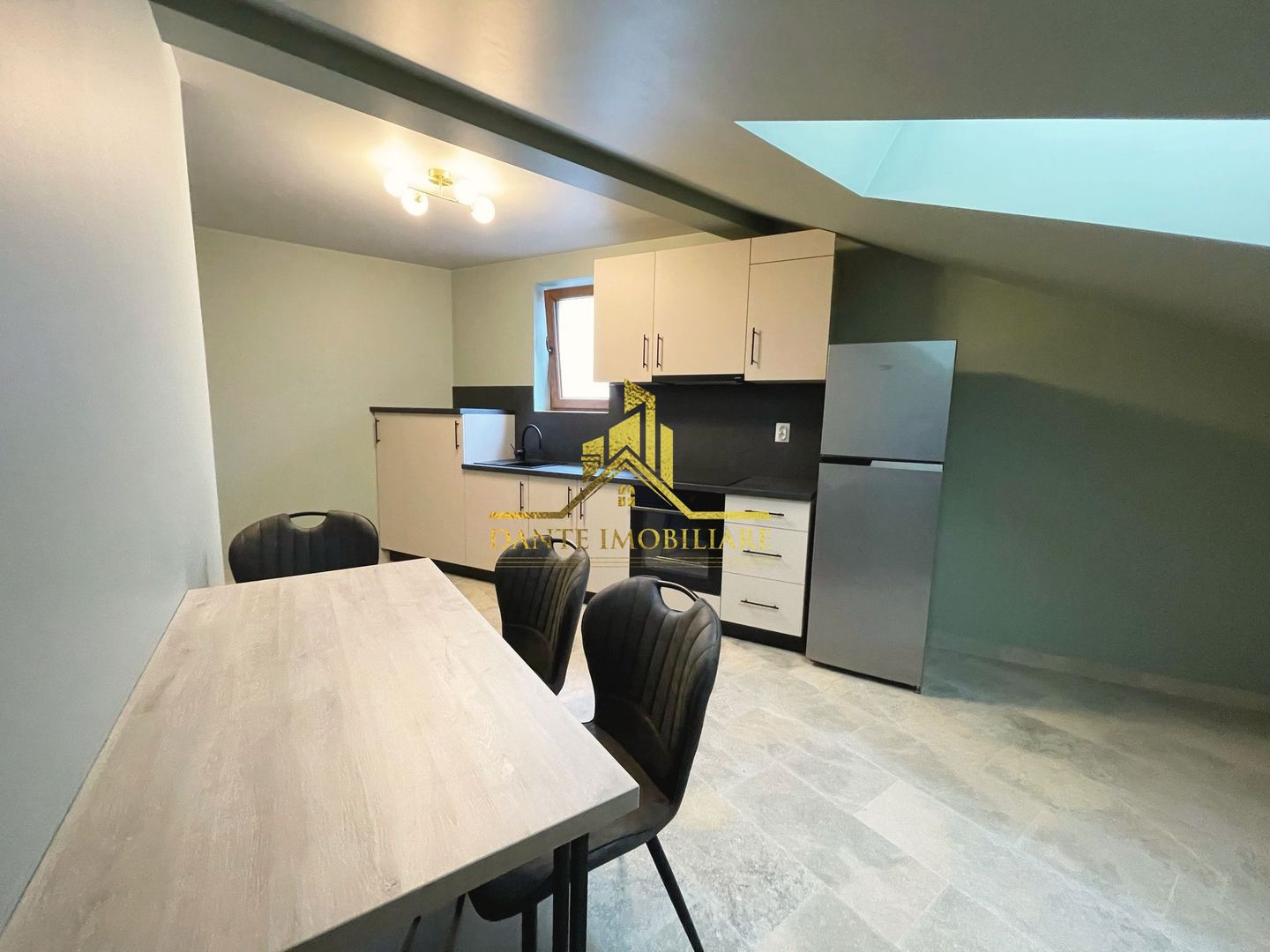 2 dormitoare, decomandat, modern, bloc nou, parcare, Central, Horea - Poză 2