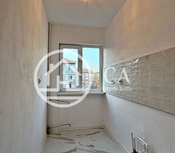 Apartament de vânzare cu 3 camere în zona Nufărul, Oradea - Poză 5