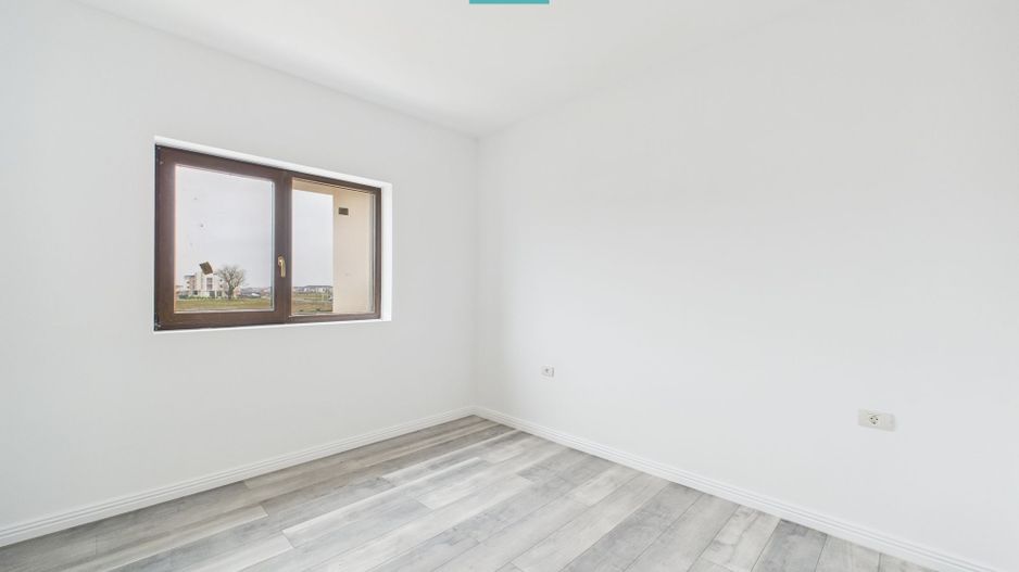 Duplex 105 mp, teren 255 mp, Mosnița Nouă - Poză 9