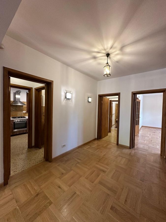 De inchiriat spatiu/ apartamnet 3 camere pe strada Roma - Poză 6