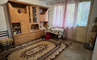 Apartament de vânzare în exclusivitate – Zona Micro 4 etaj 2/4 - Poză 1