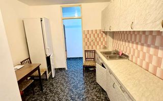Apartament 4 camere in Manastur, etaj 1/4, zona Kaufland ! - Poză 4