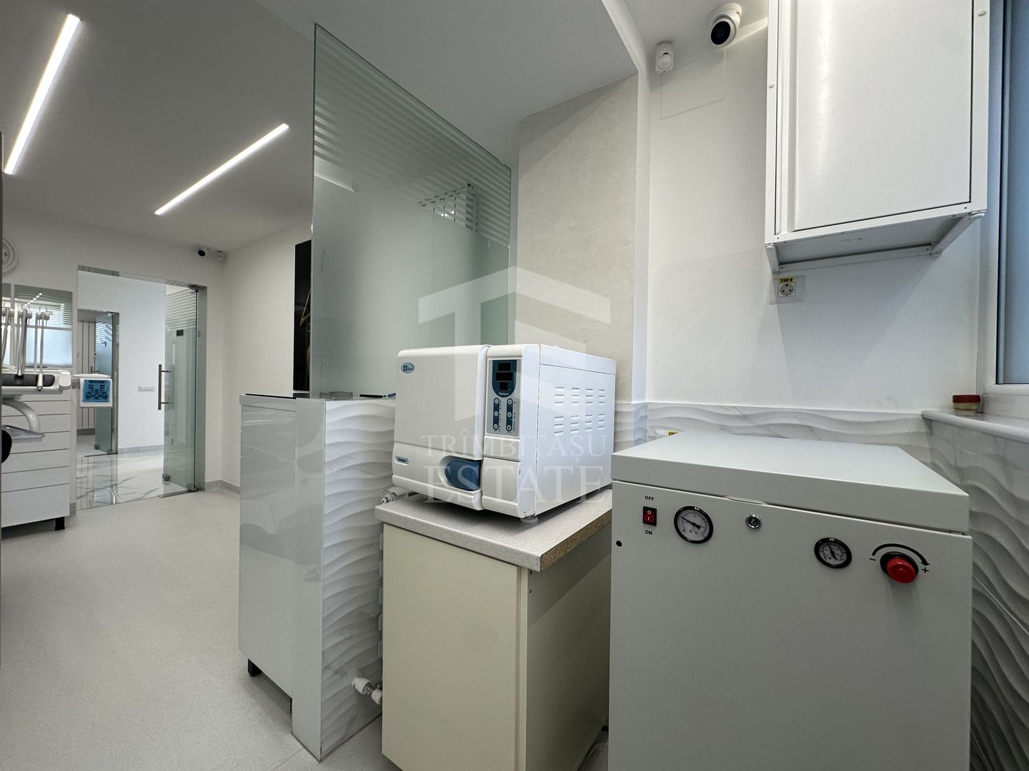 Clinica Stomatologica Premium – 2 Cabinete Complet Utilate – Metrou - Poză 13
