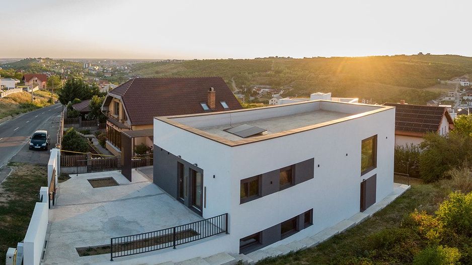 Vilă nouă design mediteranean, proiect deosebit și panoramă- 285.000 E - Poză 4