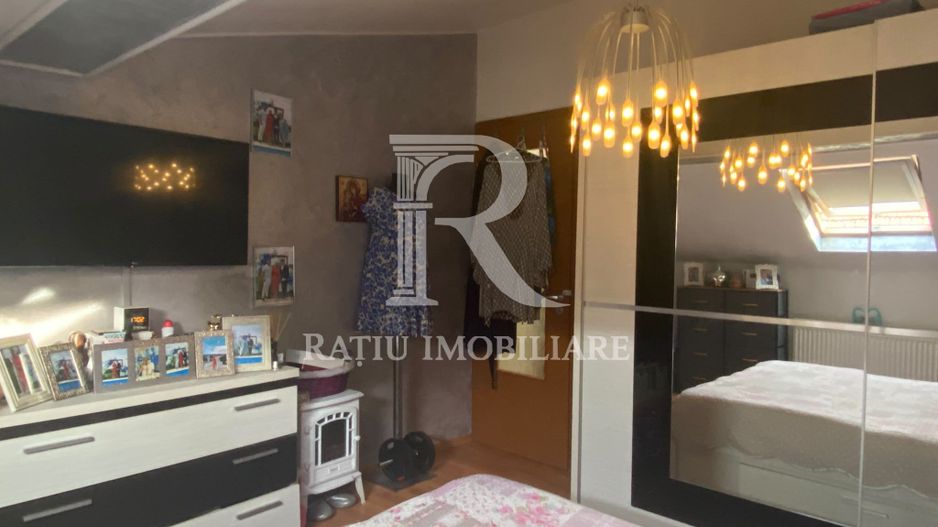 Casa de vânzare cu 3 camere | Tudor Vladimirescu |  Oradea - Poză 8