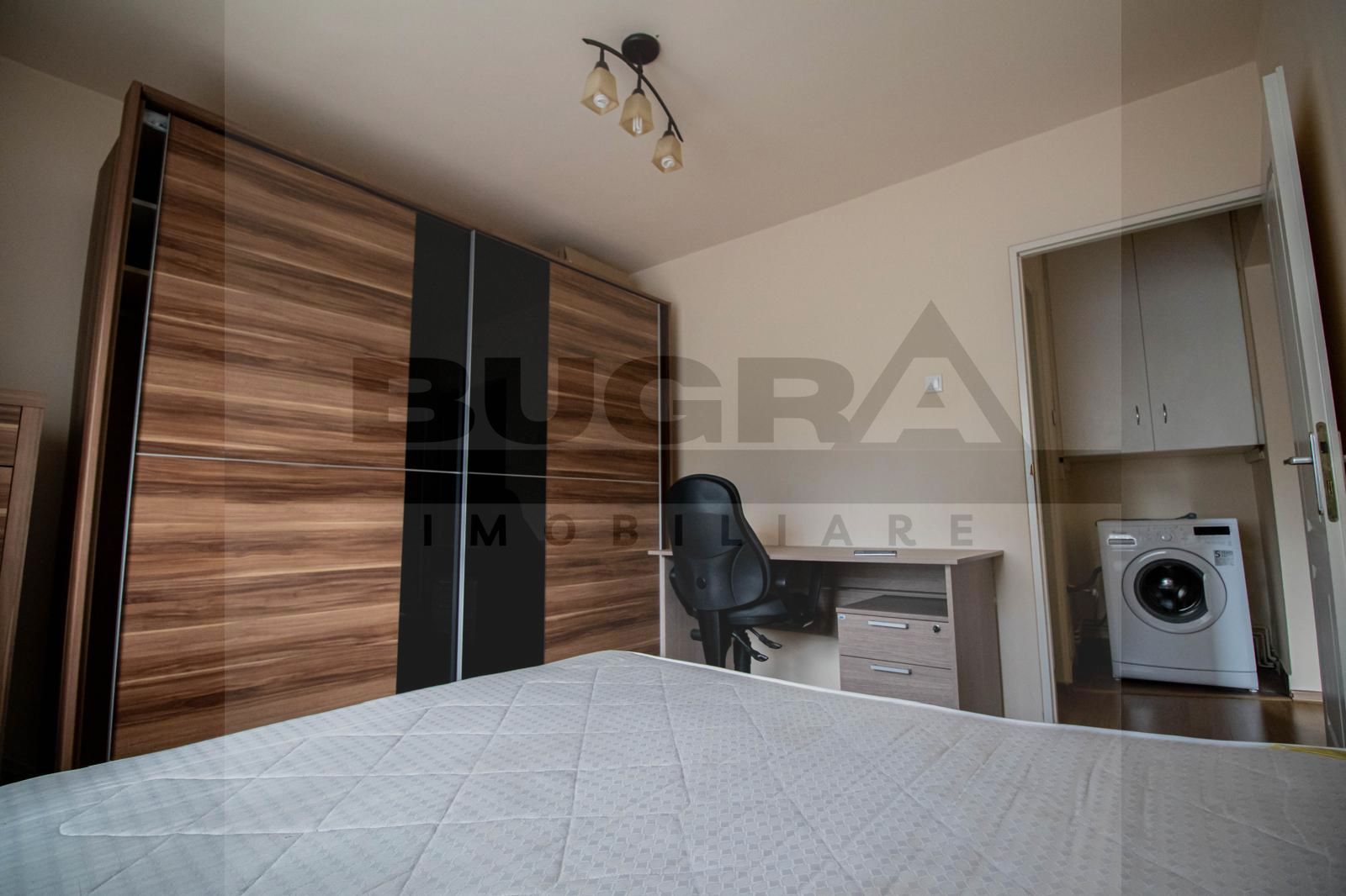 Apartament 3 camere decomandat, centrala proprie, zona UMF - Poză 2