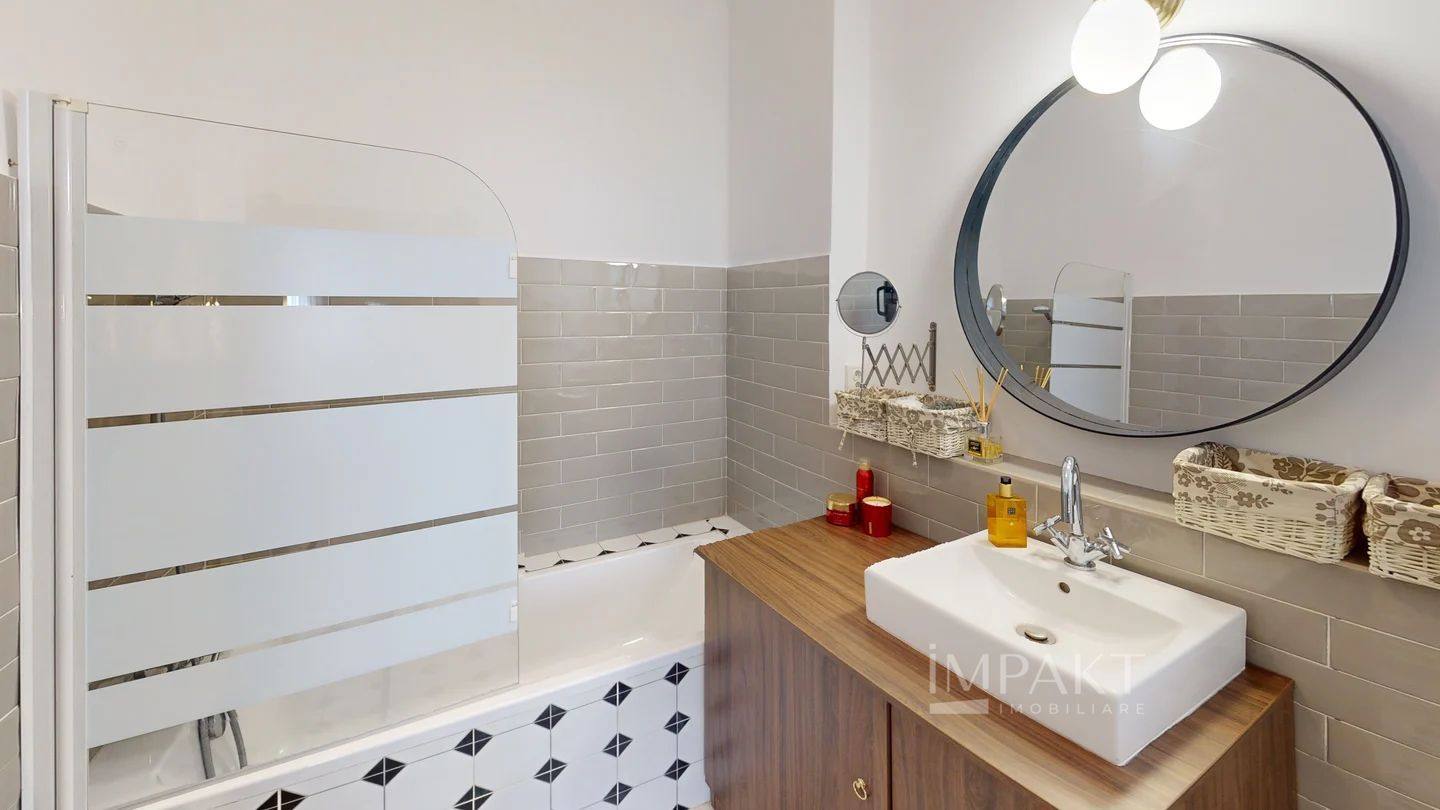 Apartament cu 3 camere finisat  la cheie in Andrei Muresanu - Poză 7