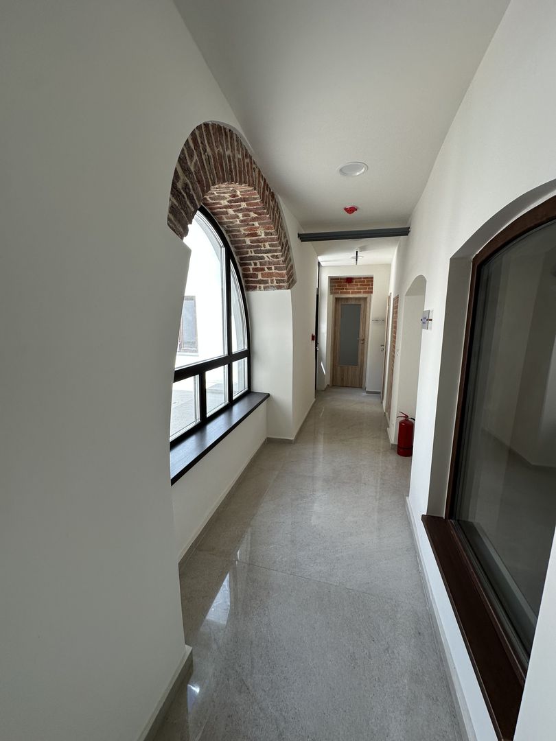 Spatii de birouri Ultracentral suprafață  de 67.6  mp - Poză 7