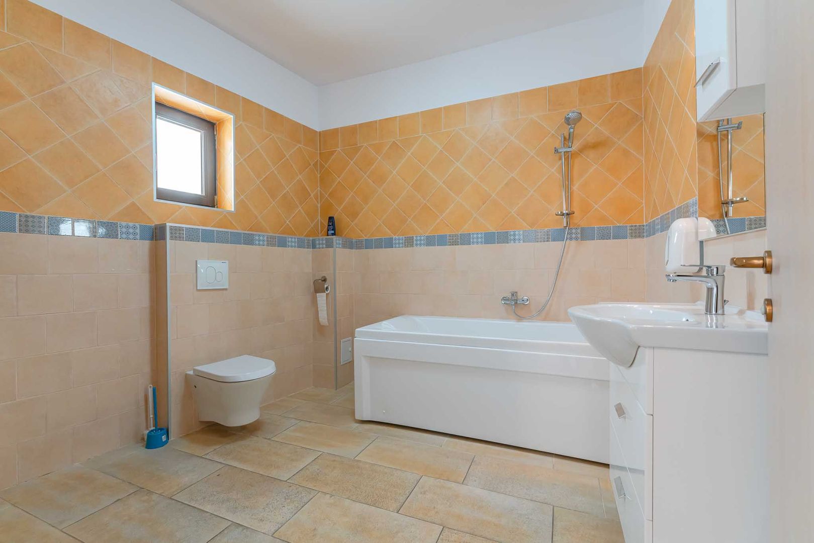 Birouri în zona Patria, Brașov - 2 locuri de parcare subterane - Poză 10