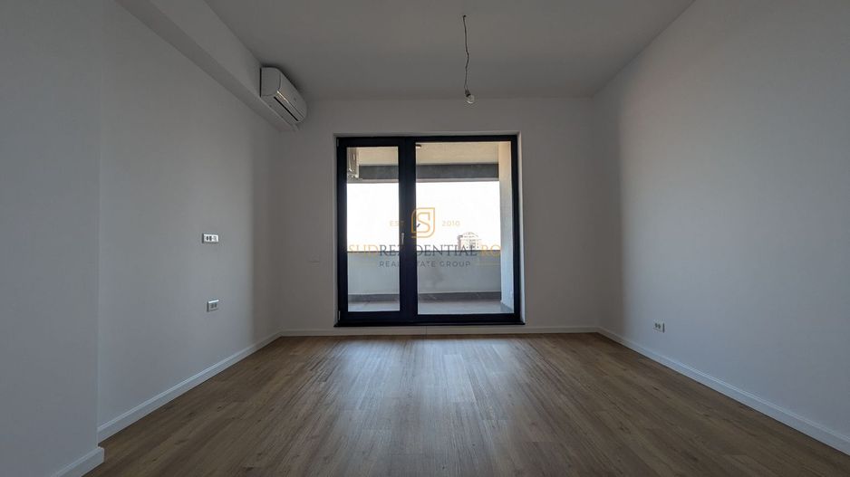 Apartament 2 camere,bloc nou, disponibil,langa metrou Eroii Revolutiei - Poză 2