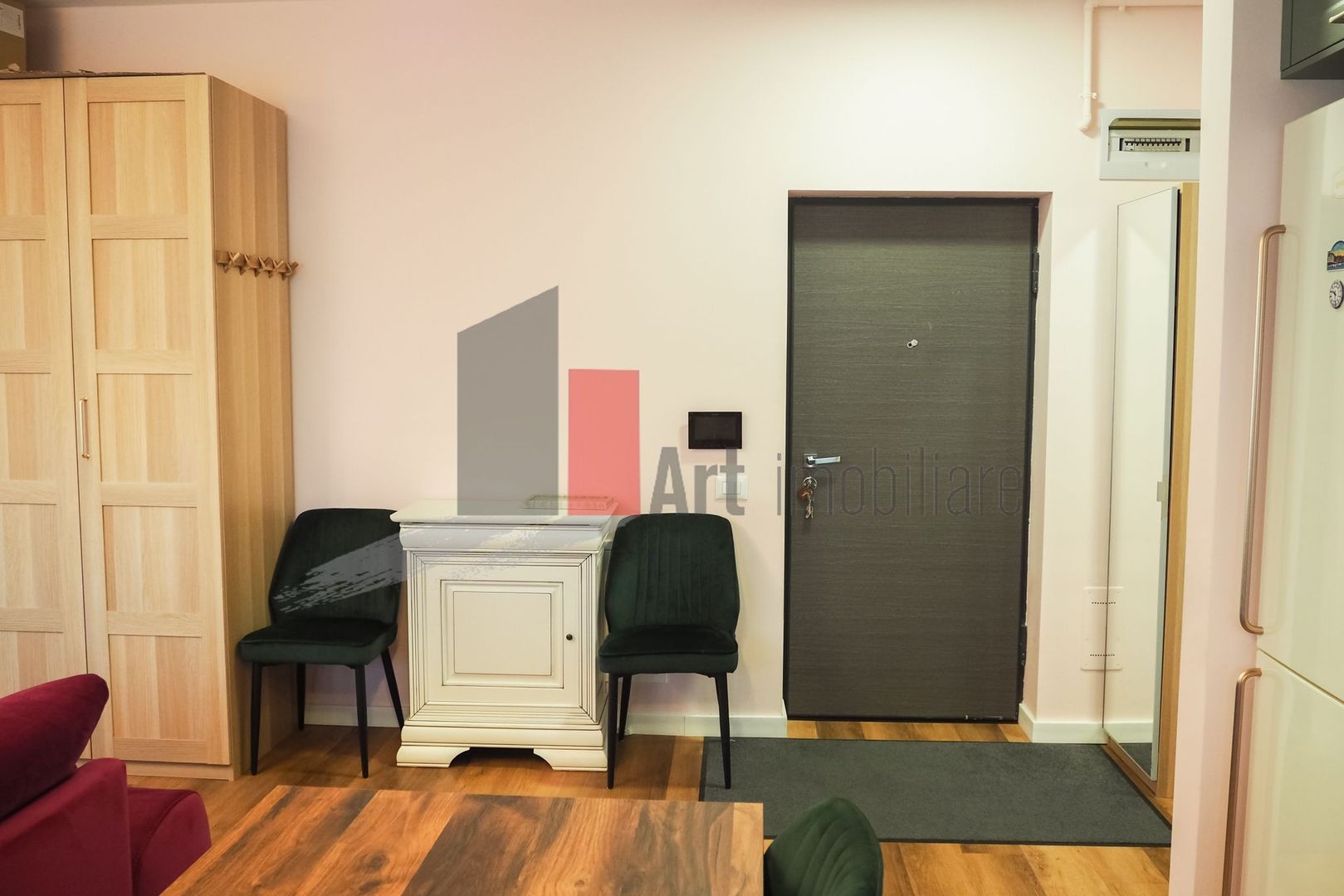 Apartament splendid, zonă centrală, cu loc de parcare în subteran inclus - Poză 10
