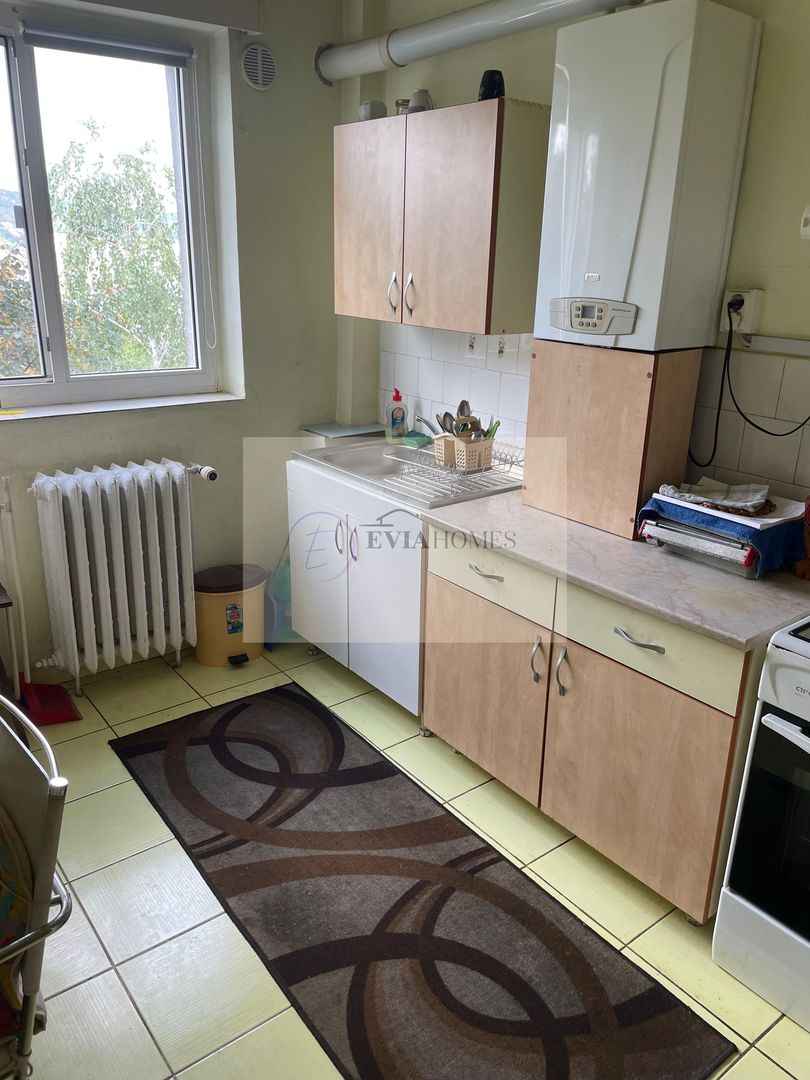 4 camere/ 2 balcoane /boxa/ Imobil reabilitat/Zona Primaverii - Poză 1