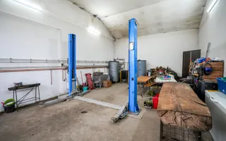 FILM!Domeniu de 222.000 mp + Ferma + Anexe specifice + Constructie rezidentiala+ - Poză 14