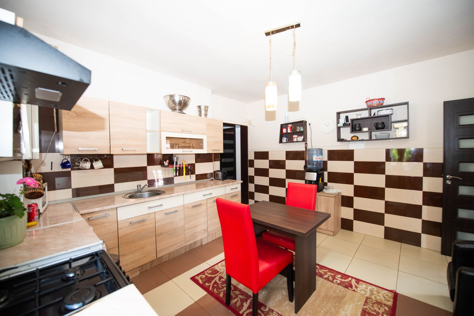 Casa Vila individuala spatioasa cu gradina de vanzare comuna Berceni - Poză 6