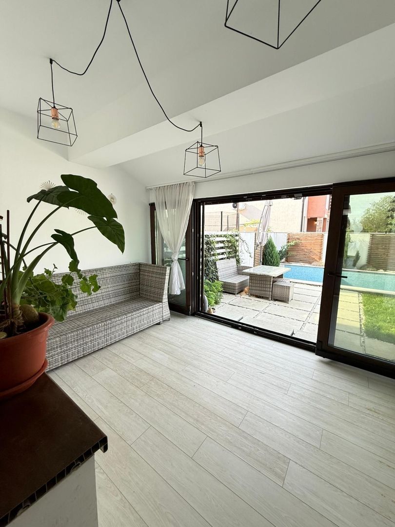 Piscină | Mobilată complet | Panouri solare | 3 băi și terasă închisă - Poză 10