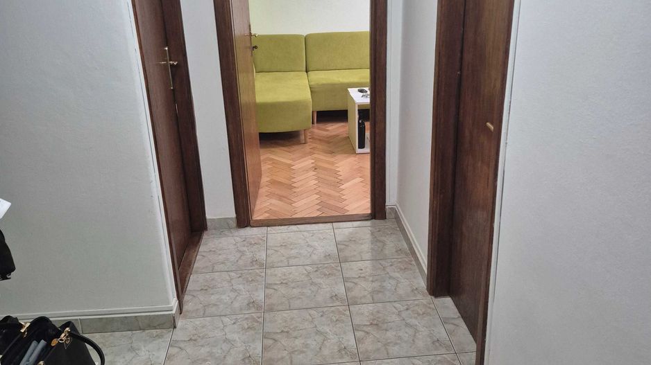 Apartament zona centrala - Poză 4