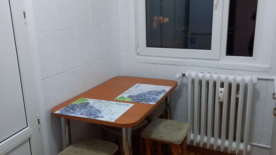 Apartament cu trei camere, Brancoveanu, 120.000€ negociabil - Poză 9