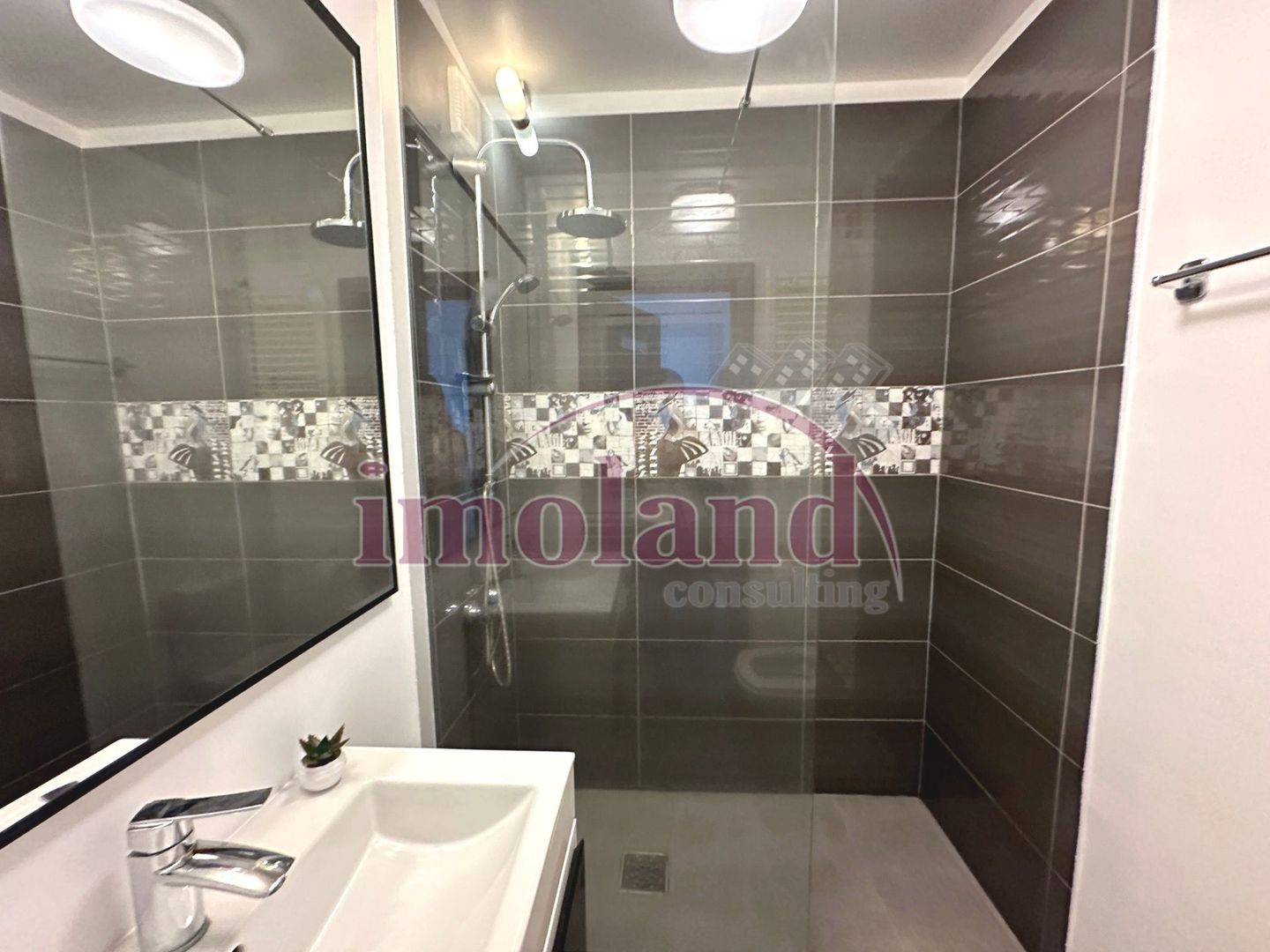 Vanzare - apartament 2 camere - renovat - mobilat-utilat - Floreasca-Compozitori - Poză 6