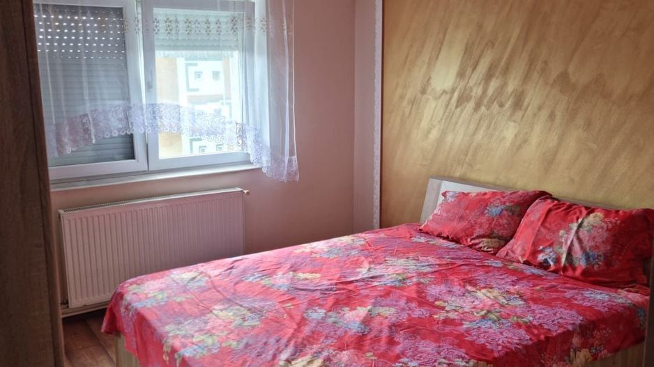 Ag EUROPA vinde apt. FINISAT cu 2 camere pe Careiului la etajul 4. - Poză 2