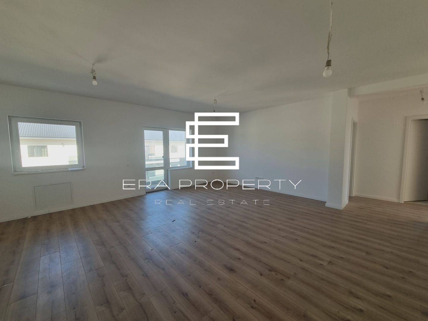 Apartament 3 camere 78 mp , Doamna Stanca, Selimbar - Poză 3