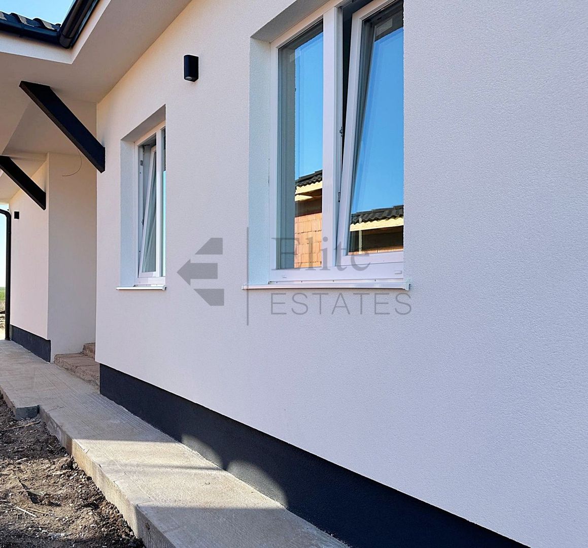 Casa cu 4 camere de vanzare in Santandrei - Poză 13