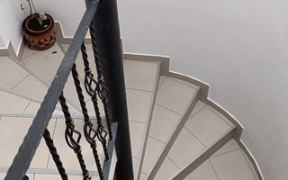 Casa cu 4 camere,237mp,zona strada Lunga - Poză 10