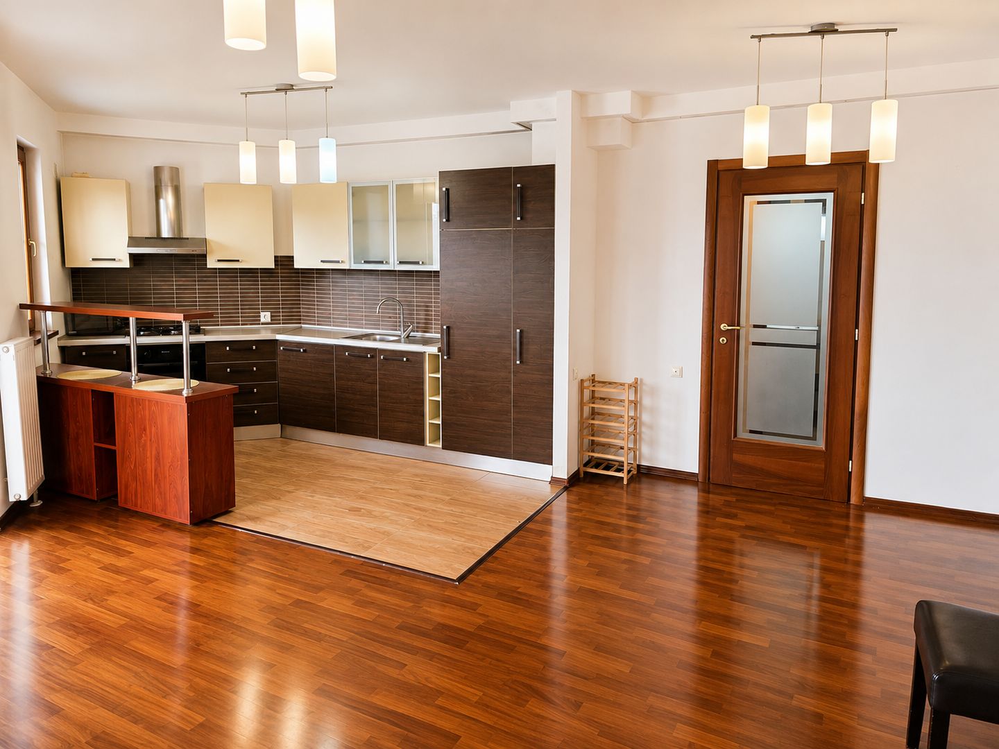 Vanzare 3 Camere 92 mp+ Balcon 12mp|3 Băi|Parcare |Monte Carlo Palace - Poză 7
