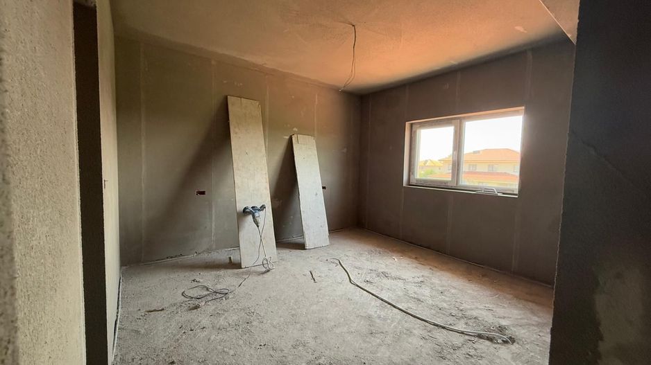 Casa individuala cu teren generos - Dumbravita - Poză 4