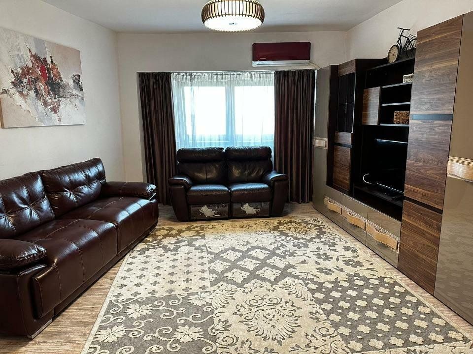 Proprietar: ap 4 cam, 110mp, Bdul Unirii 55, pozitie excelenta - Poză 1