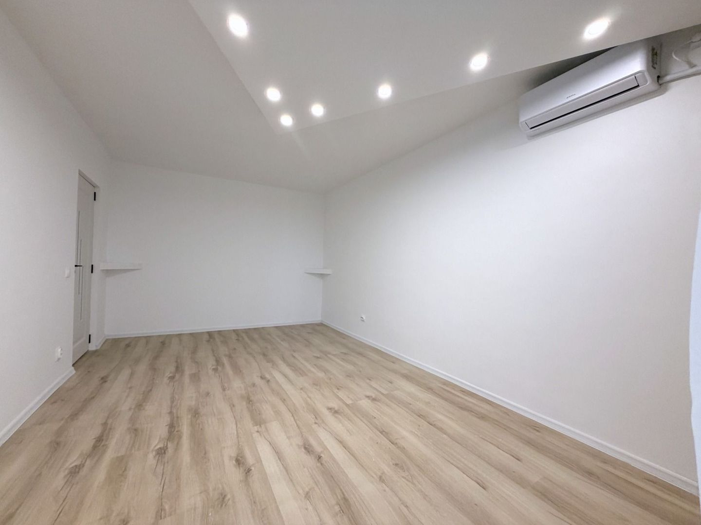 3 camere renovat integral Aleea Sinaia - Doamna Ghica - Poză 12