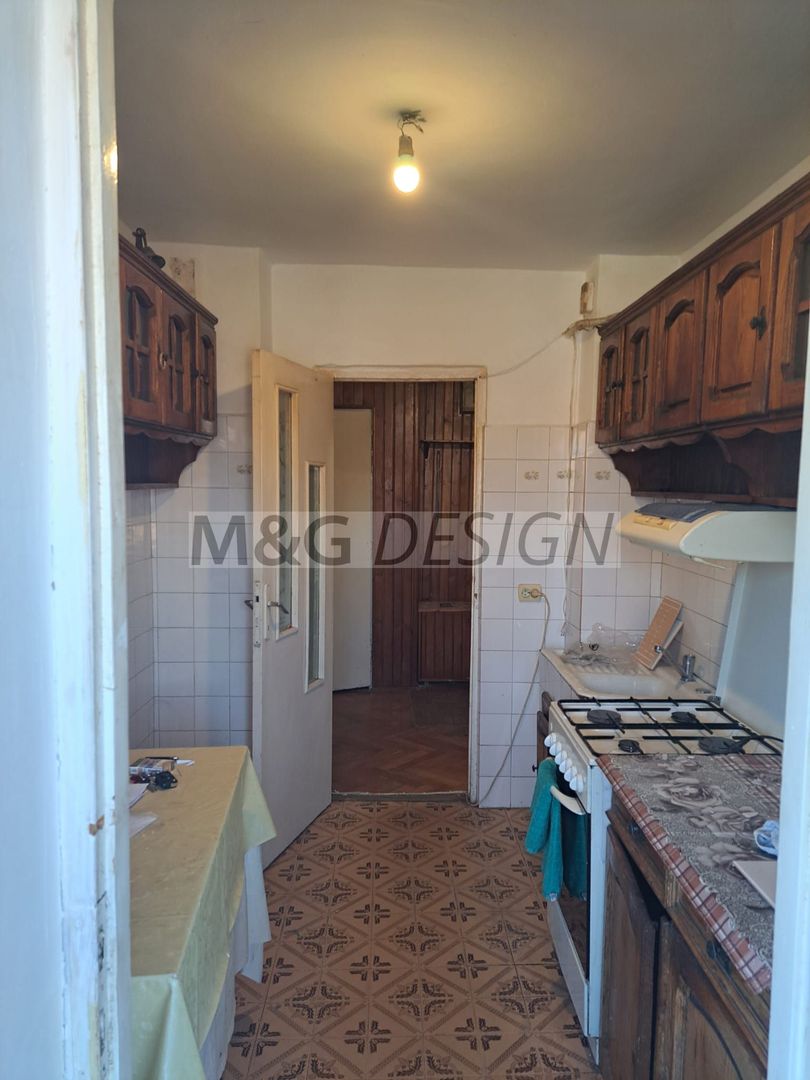 Apartament 3 camere Lipovei etaj 1 cu centrala - Poză 3