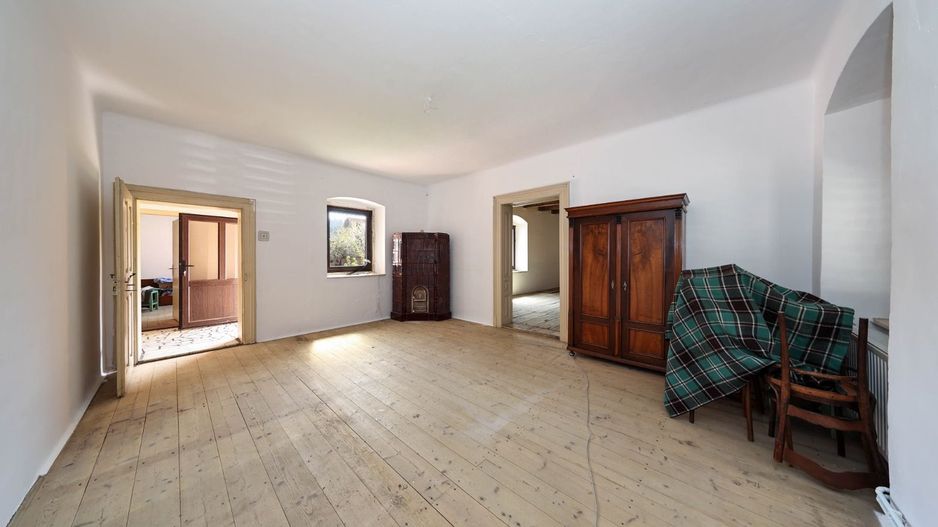 Casă Săsească Autentică cu Șură Impresionantă în Cristian – Teren 2729mp - Poză 23