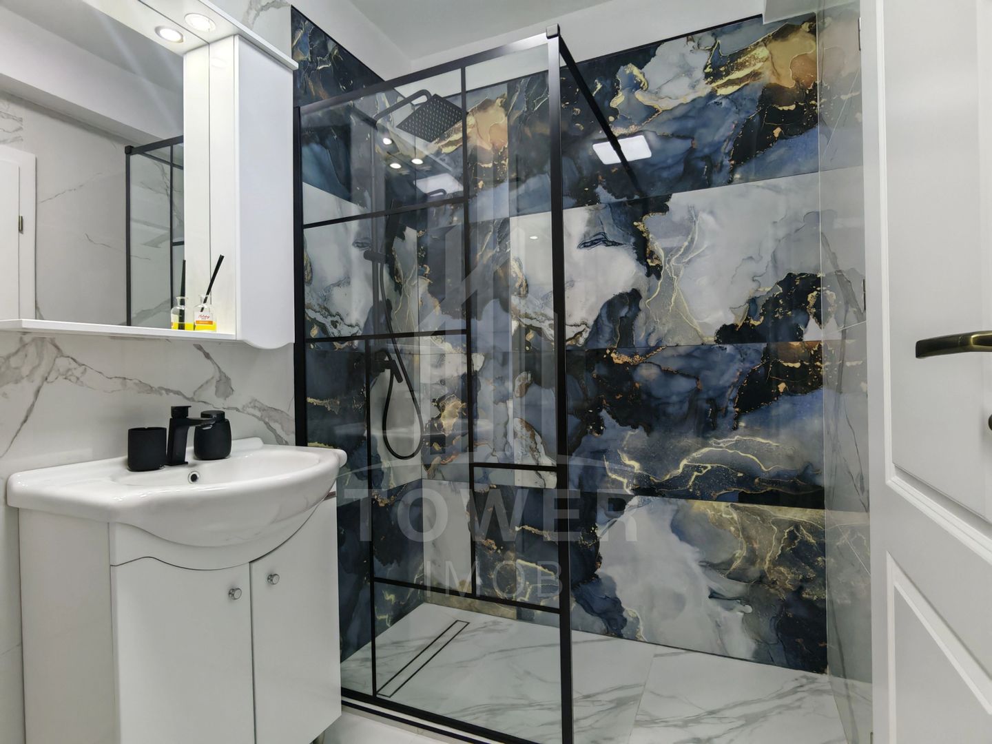 Apartament vânzare  et.2 Modern 70 mp utili zona Brana - Poză 7