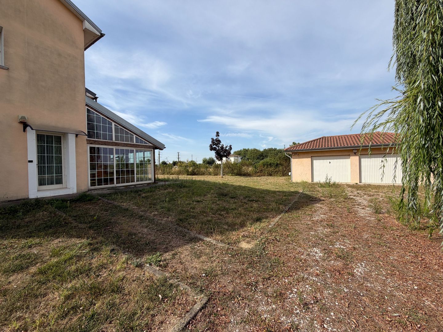 Casa cu teren 10.000mp si foarte multe posibilitati - Poză 4