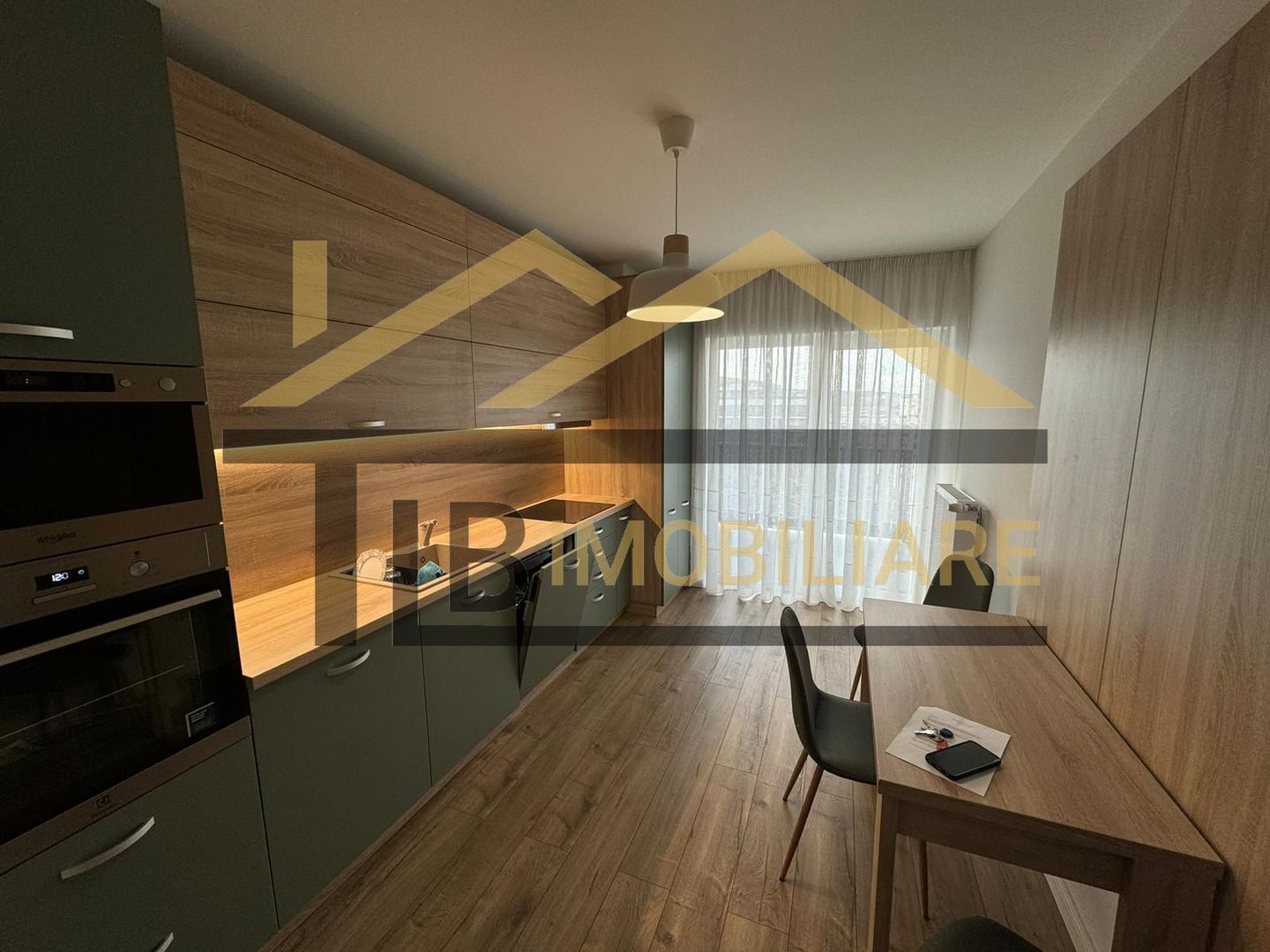 Apartament de 2 camere, 80mp, parcare, Zona Facultatea Petru Maior - Poză 6