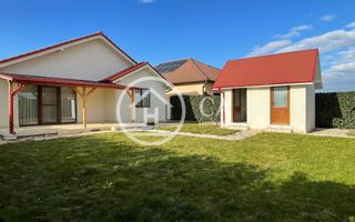 Casă de vanzare  cu 4 camere în Santandrei, Oradea. - Poză 16