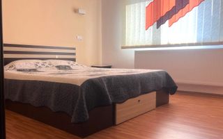 Priveliste frumoasa! Vanzare casa cu 3 camere in Sotanga! - Poză 11