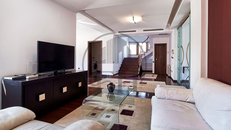 SOLD/VANDUT-Vila de vanzare, Primaverii, Constanta - Poză 8