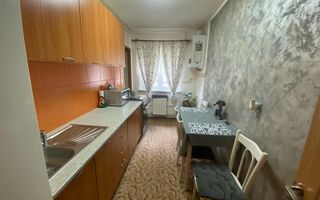 Apartament 3 camere | Etaj intermediar | Balcon | Lift | Vasile Aaron - Poză 7