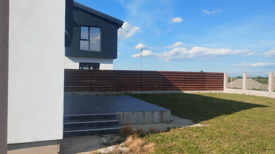 Duplex P+1 ideal pentru familie, curte proprie | Otopeni - Poză 1